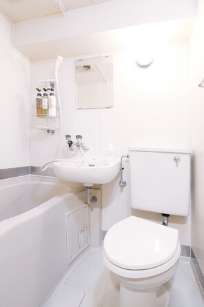 Condo, 1 Bedroom (302) | Bathroom