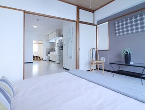 Condo, 2 Bedrooms (702) | Individually decorated, individually furnished, desk, laptop workspace - La･Panse (Hiroshima)