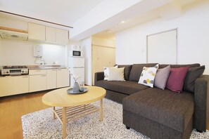 Condo, 2 Bedrooms (501) | Living area | Flat-screen TV - Mitao Building (Hiroshima)