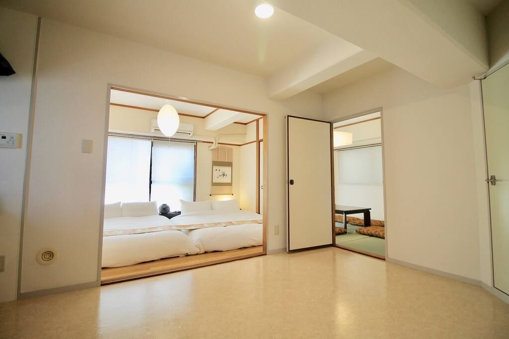 Condo, 2 Bedrooms (402) | Individually decorated, individually furnished, desk, laptop workspace