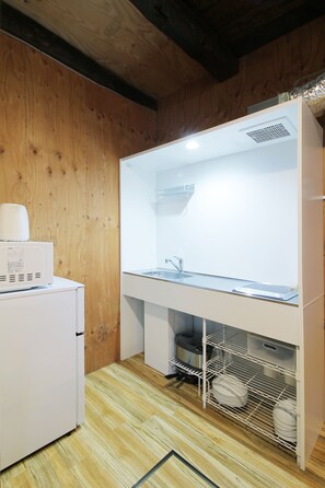 公寓式客房, 1 间卧室 | 特色装修、特色家居、办公桌、笔记本电脑工作区