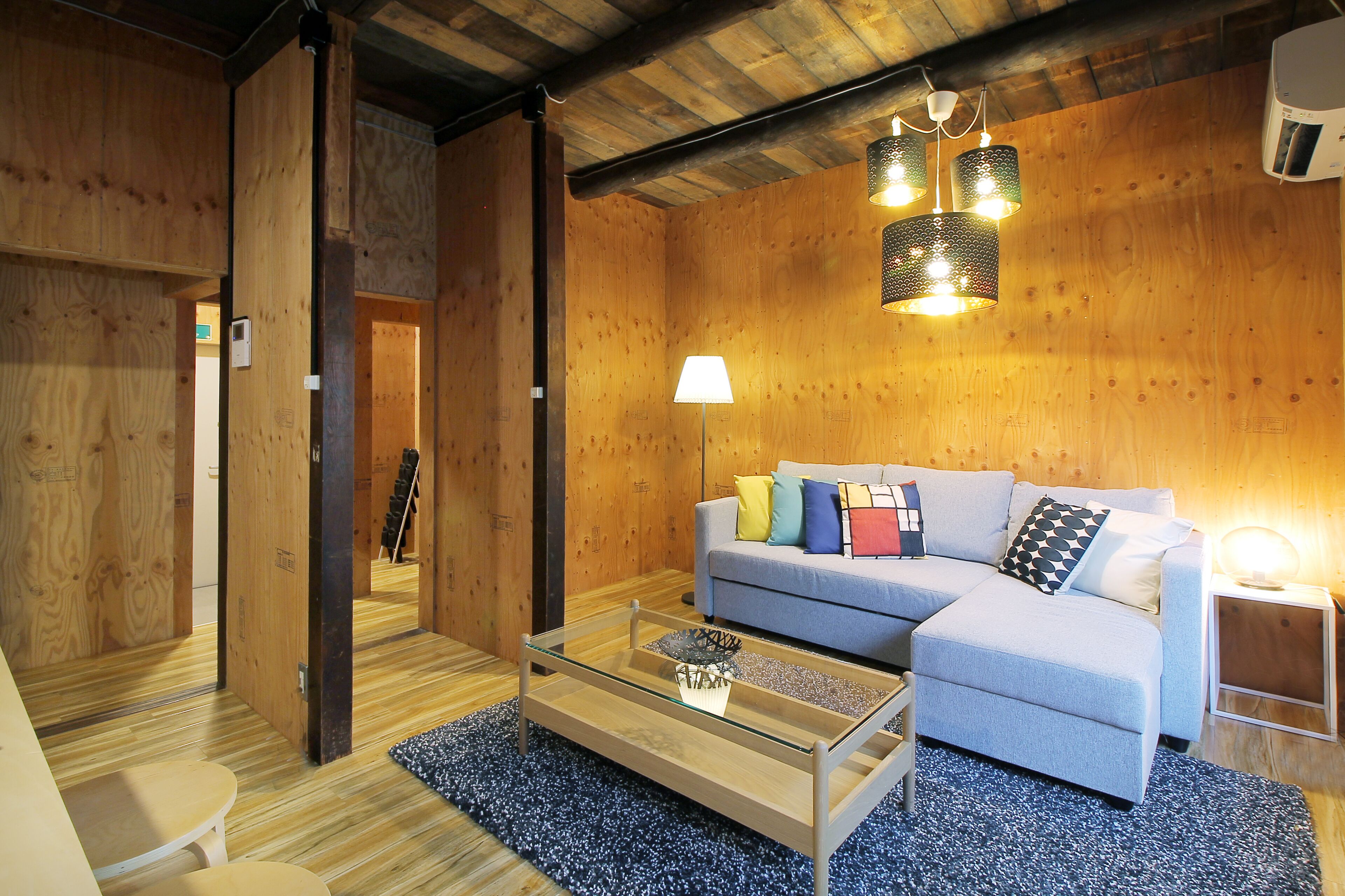 Condo, 1 phòng ngủ | Trang trí khác biệt, trang bị nội thất với thiết kế riêng biệt, bàn 