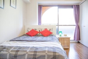 Decoración personalizada, muebles diferentes y escritorio