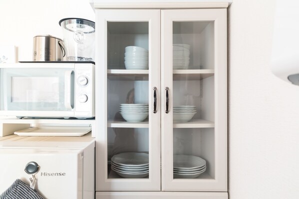 Fridge, microwave, stovetop, dishwasher - Sakamoto- House (Hiroshima)