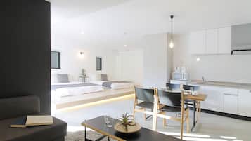 Studio Comfort, pemandangan kota (101) | Area keluarga | Smart TV 45-inci dengan saluran TV digital