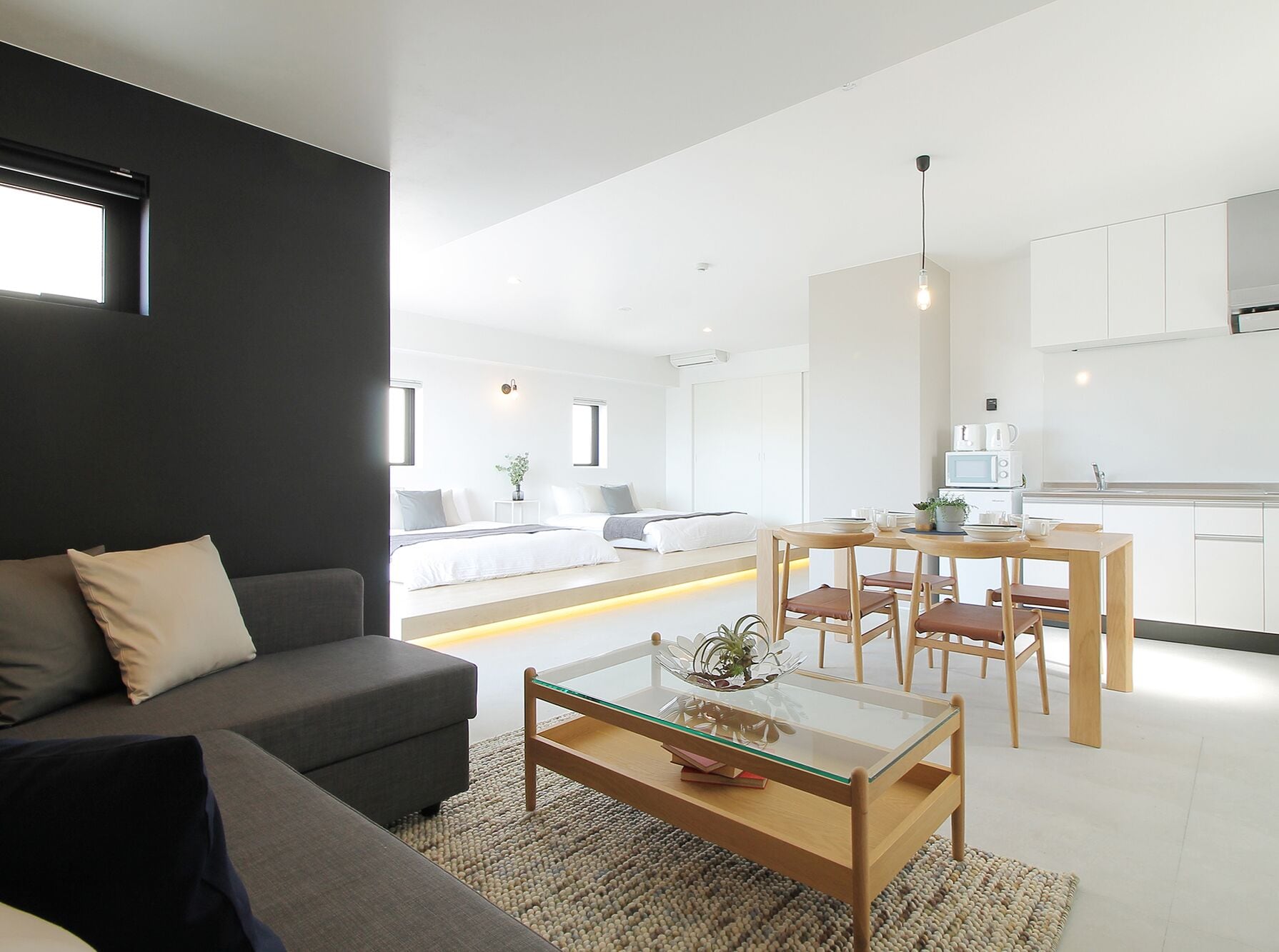 Studio – exclusive, byutsikt (1001) | Oppholdsområde | En 45-tommers smart-TV med digitale kanaler