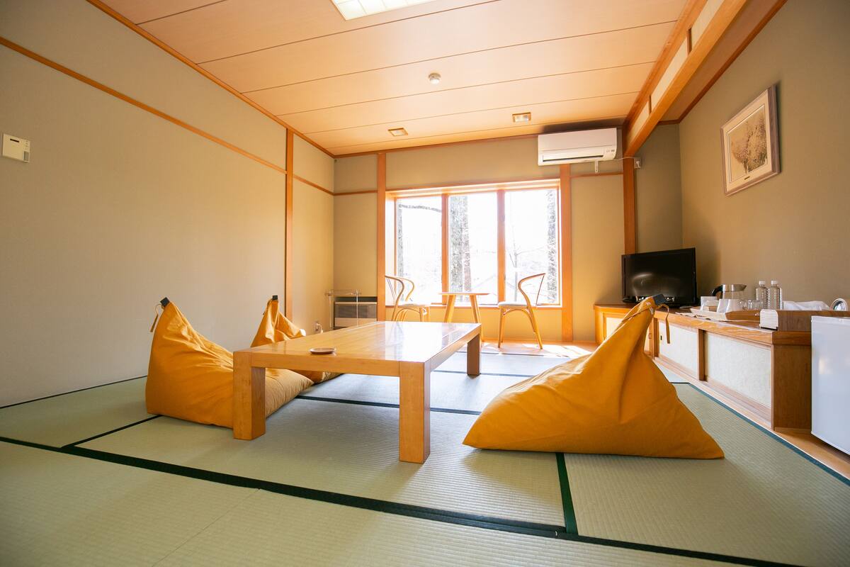 Standard Family Room, Non Smoking | Free WiFi, bed sheets