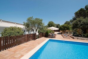 Outdoor pool - Boutique Hostal Oriola (Pollença)