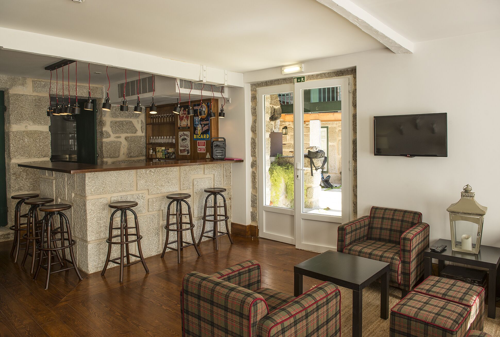 Bar (en el alojamiento)