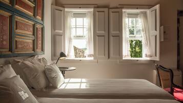 8 Schlafzimmer, Zimmersafe, WLAN, Bettwäsche