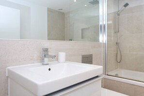 Appartement | Lavabo de la salle de bain