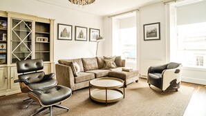Leilighet, 3 soverom | Oppholdsområde