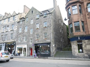 Exterior - JOIVY The Wee Palace by the Castle (Edinburgh)