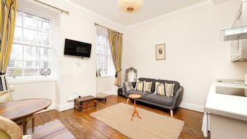 Apartment | Living area