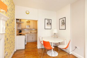 Apartment | Dapur peribadi | Peti sejuk, ketuhar gelombang mikro, ketuhar, dapur 