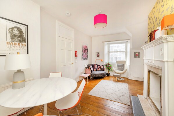 Apartment | 1 bedroom, soundproofing, iron/ironing board, free cots/infant beds
