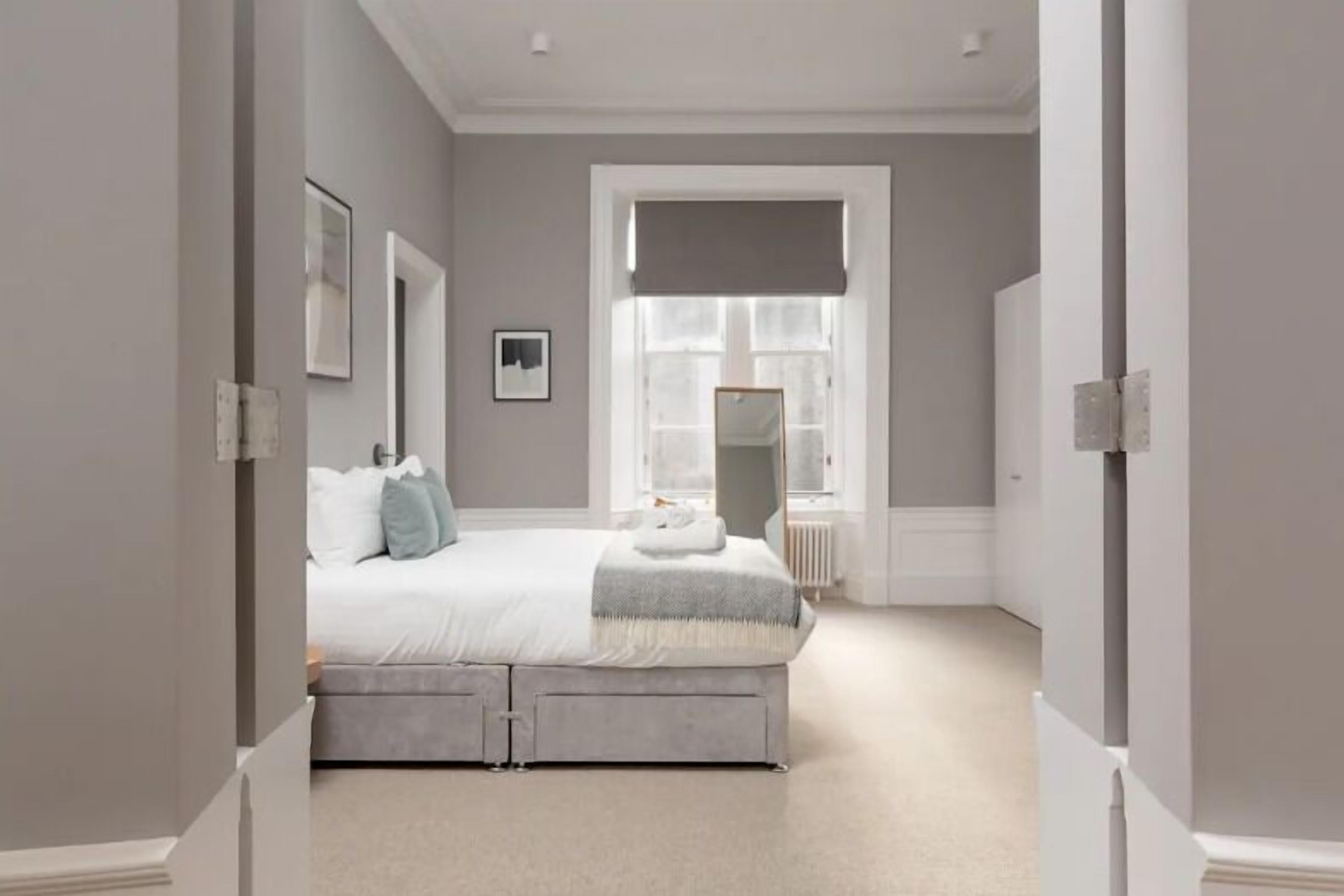 1 bedroom, iron/ironing board, free cots/infant beds, free WiFi