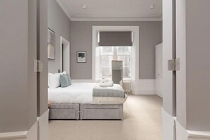 Leilighet | 1 soverom, strykejern/-brett og barnesenger (inkludert)