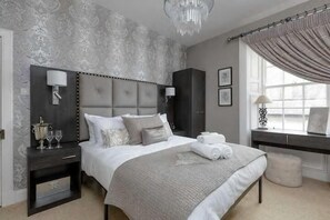 Apartment - JOIVY Thistle Street Luxury Apt in the Heart of the City (Edinburgh)