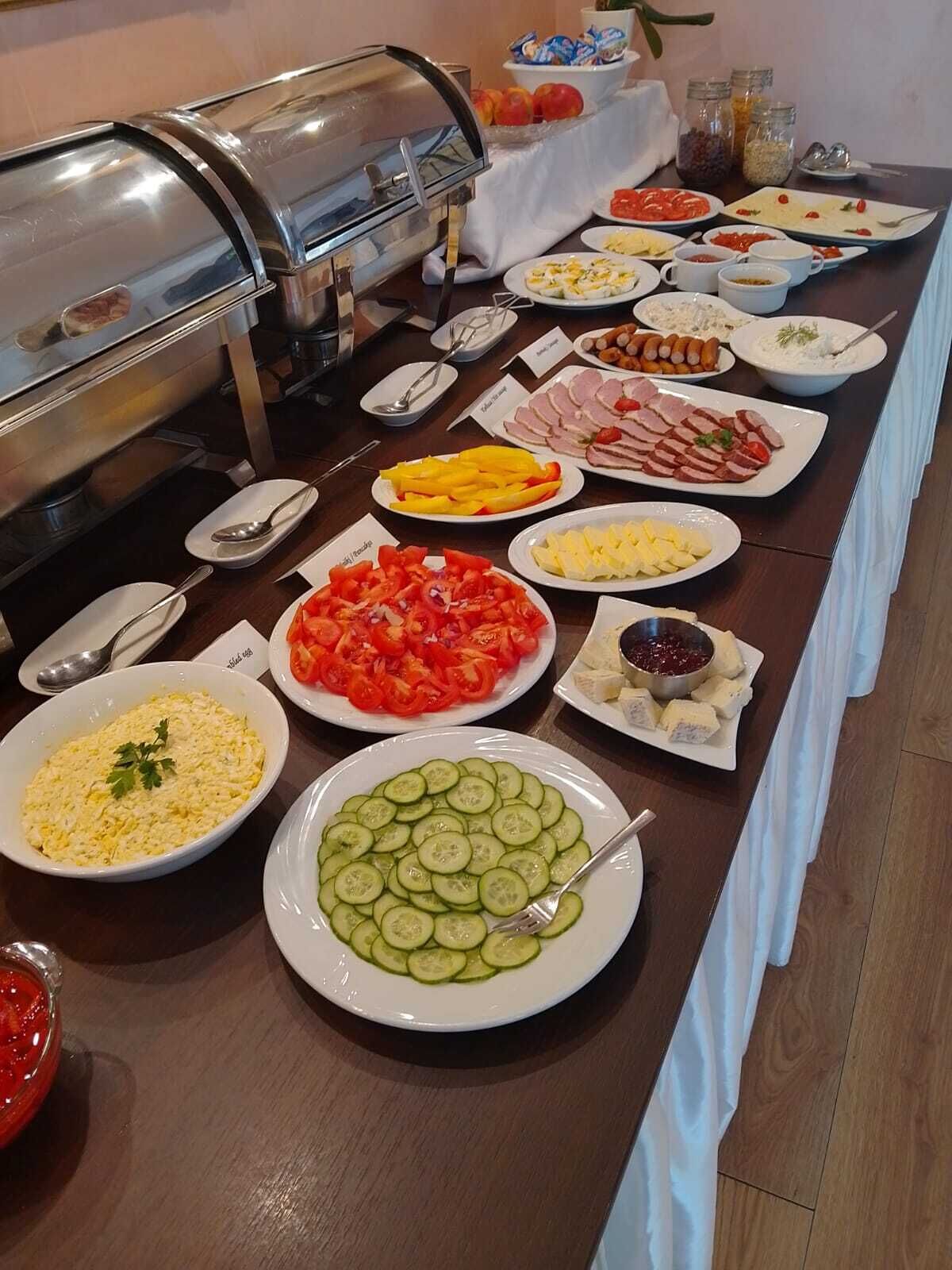 Desayuno buffet incluido todos los días