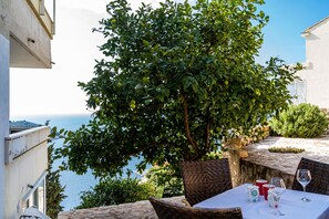 บริเวณภายนอก