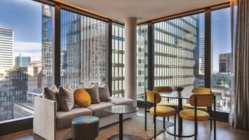 Egyptian cotton sheets, premium bedding, pillow-top beds, minibar