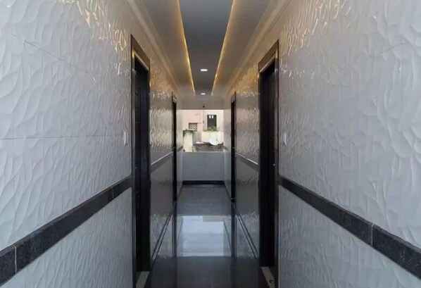 Lobby - Swarnam Residency (Chennai)