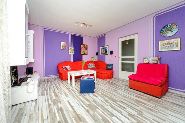 Apartment (One Bedroom Apartment with Balcony an) | Living room