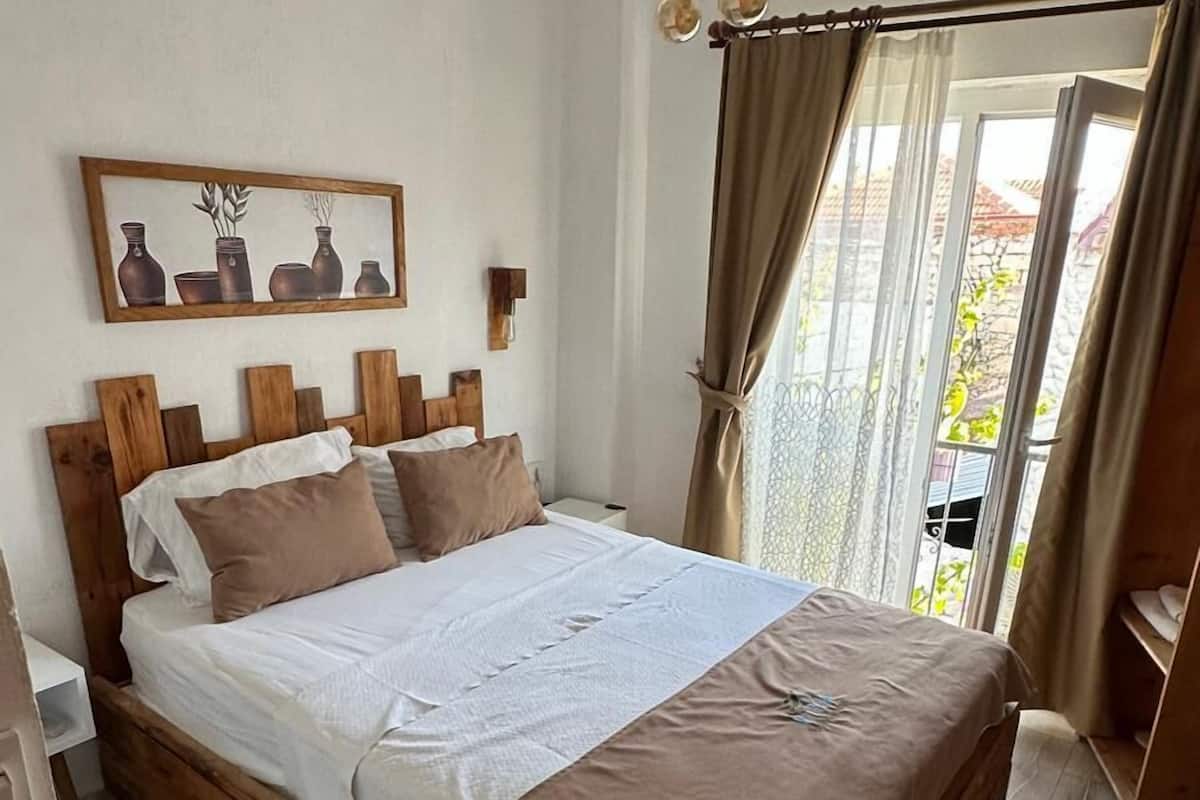 Standaard kamer | 1 slaapkamer, een bureau, gratis wifi