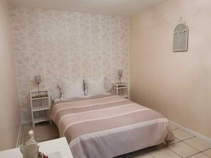 1 bedroom, iron/ironing board, travel crib, free WiFi