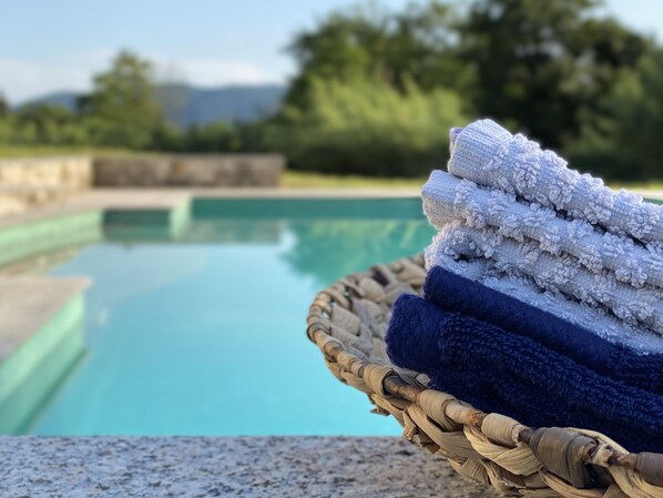 季節性室外游泳池