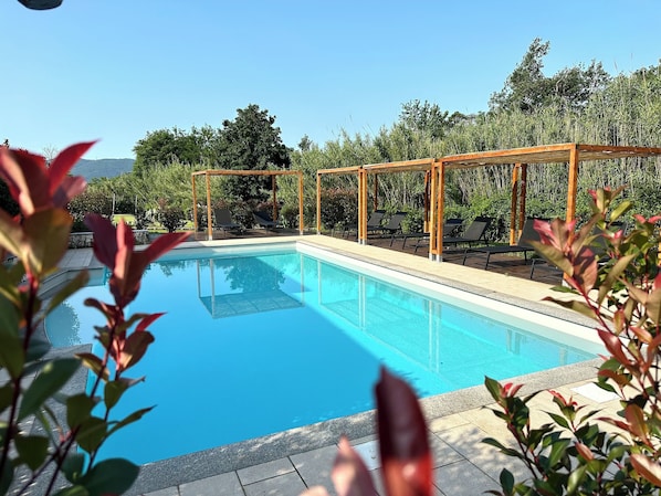 Seasonal outdoor pool