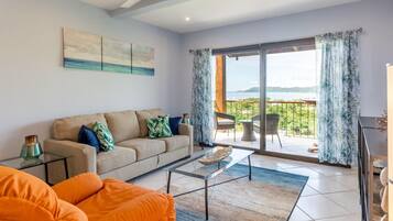 Condo, 2 Bedrooms, Ocean View | Living room | TV