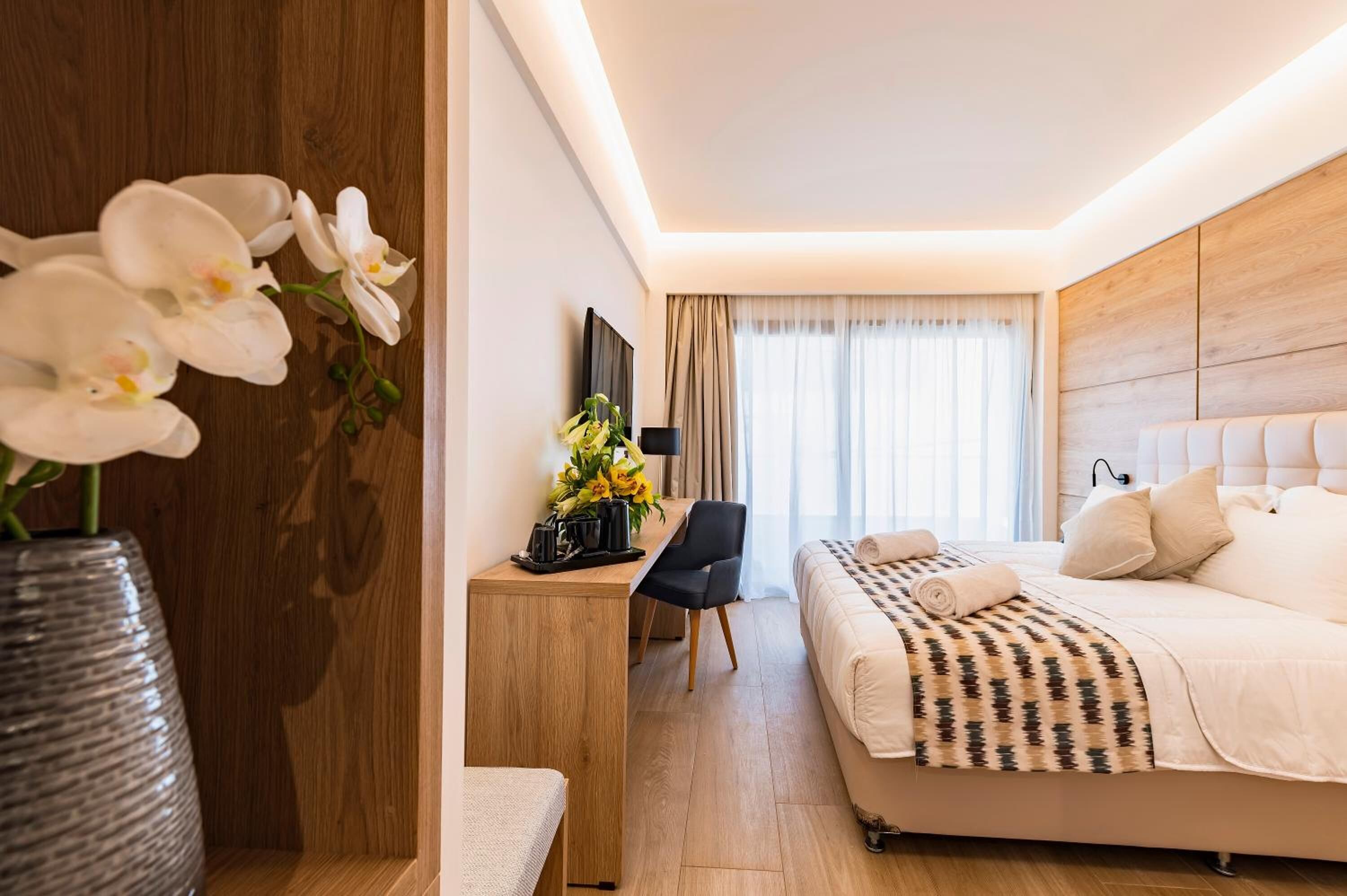 1 bedroom, minibar, in-room safe, individually decorated