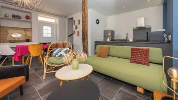 TV, DVD player, stereo