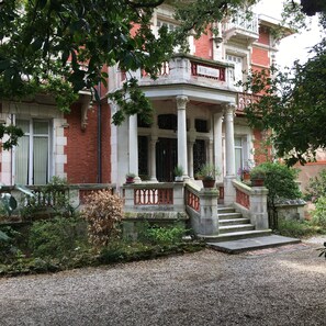 Extérieur