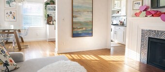 Artist Longmeadow 3bdrmHOUSE with OUTDOOR SAUNA