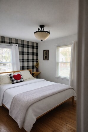 3 bedrooms, memory foam beds, desk, iron/ironing board
