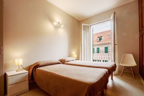 3 habitaciones, tabla de planchar con plancha y wifi 