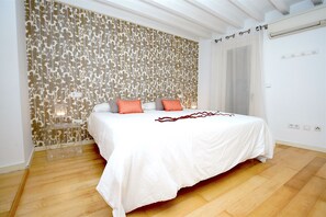 1 bedroom, in-room safe, iron/ironing board, travel crib