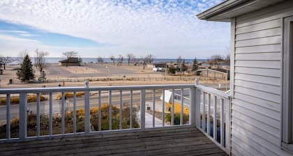 Classic Lake Michigan cottage across from Grand