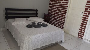 Free WiFi, bed sheets - Pousada Barão do Javary (Miguel Pereira)