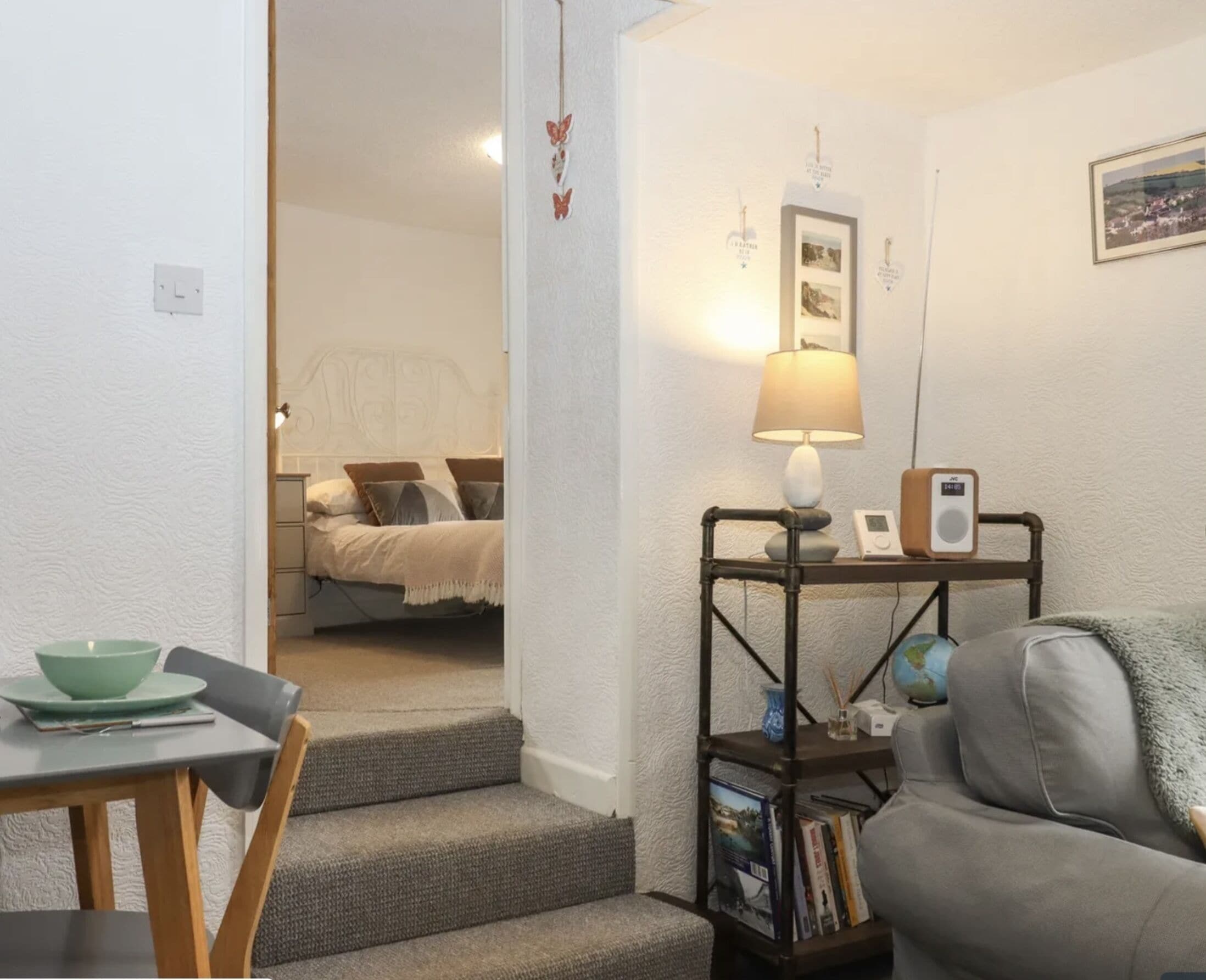 2 chambres, fer et planche à repasser, Wi-Fi, draps fournis