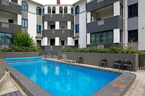 Pool - Modern Flat in Heritage Building , Central , Pool (Cape Town)