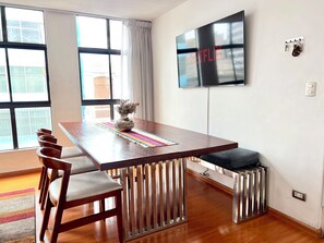 Dining - ¡Best Central Lima Stay + city view + Fast Wifi! (Cercado de Lima)