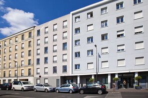 Exterior - Séjours & Affaires Paris Vincennes (Vincennes)