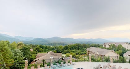 Viewpoint Condominiums