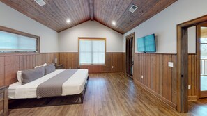 Unit 721 - Upstairs 4 Bedroom Unit w/ Pool and Game Room Access | Memory-foam beds, individually decorated, individually furnished - Viewpoint Condominiums (Pigeon Forge)