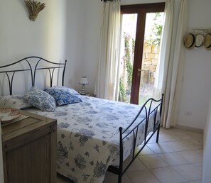 3 Schlafzimmer, Bügeleisen/Bügelbrett, Bettwäsche