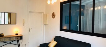 CHARM, apartment in the heart of old Bayeux